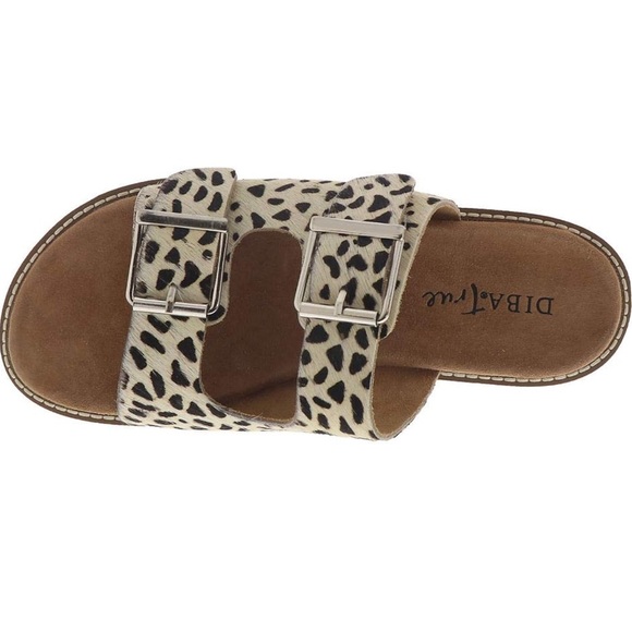 Women’s DIBA TRUE white/black cow hair buckle sandals. - Picture 2 of 7